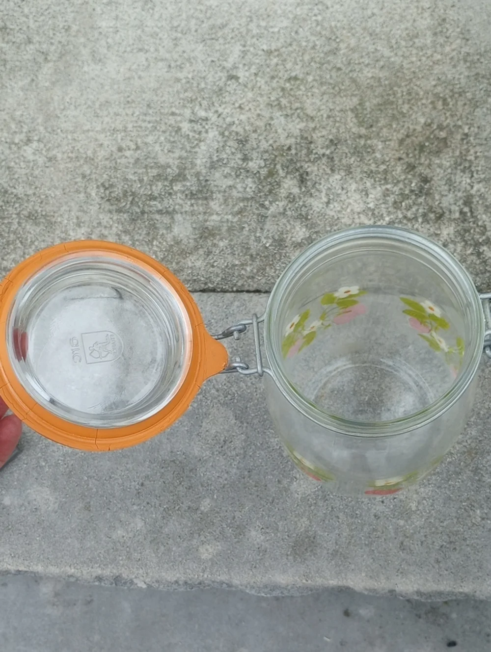 Vintage Clear Glass Round 1.5 Liter Strawberry/Floral Canister. Red Green Yellow